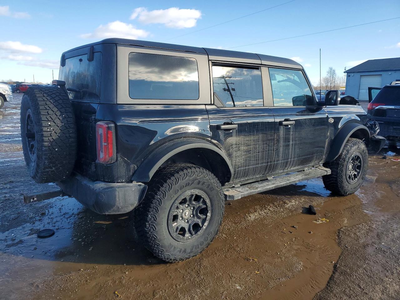 2022 FORD BRONCO BASE photo 3