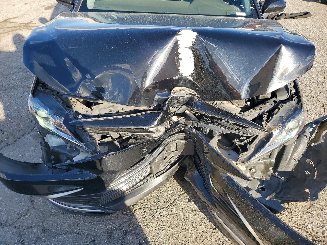 2021 TOYOTA CAMRY LE photo 11