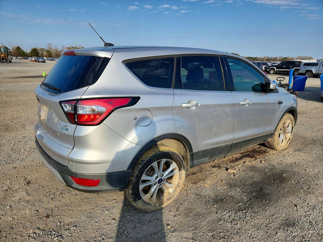2017 FORD ESCAPE SE photo 7