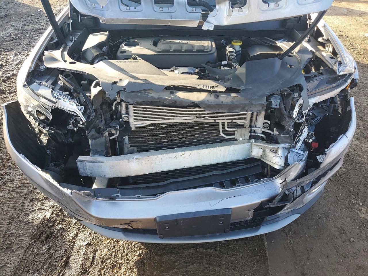 2019 JEEP CHEROKEE LIMITED photo 21