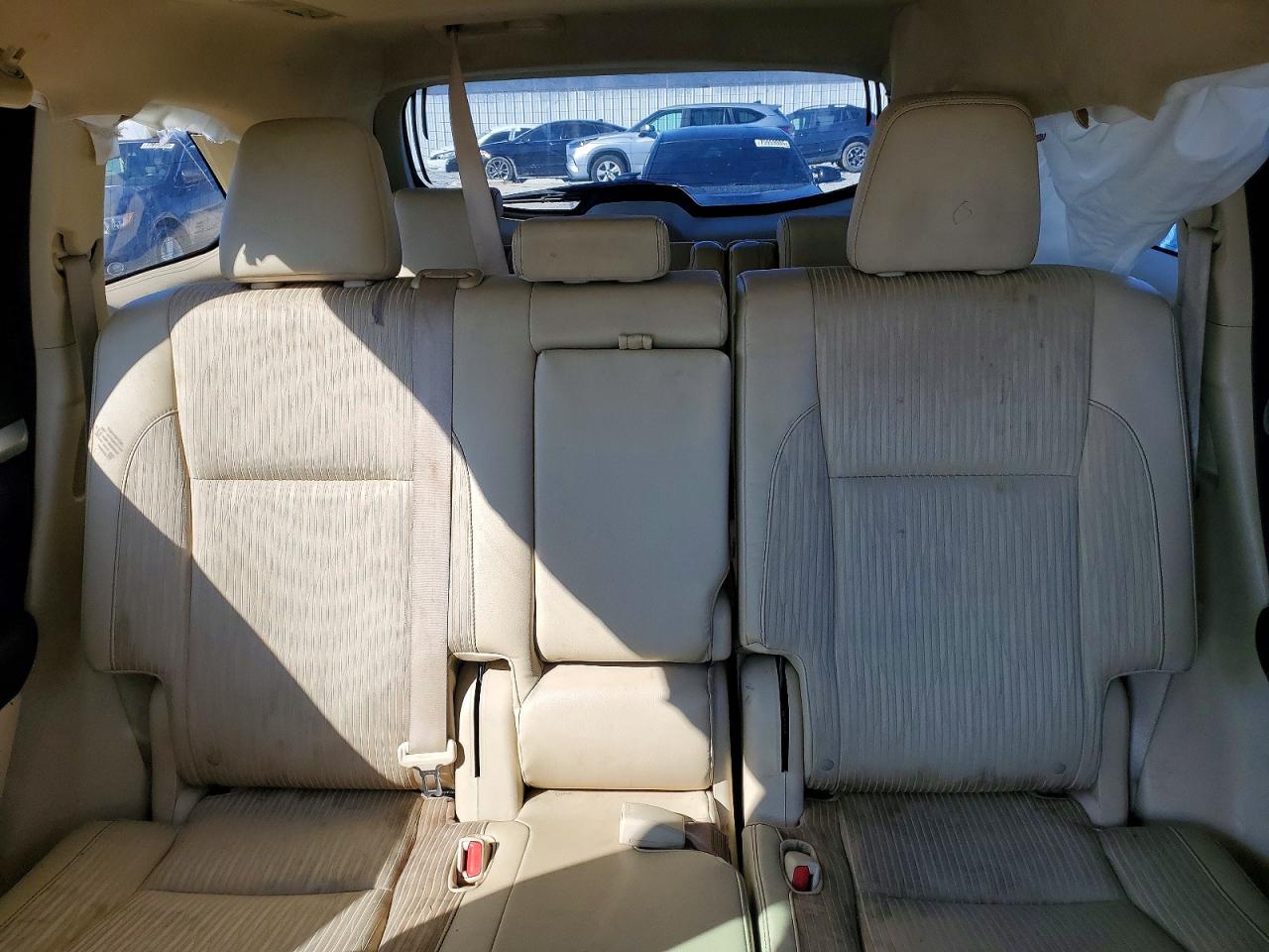 2014 TOYOTA HIGHLANDER LE PLUS photo 19