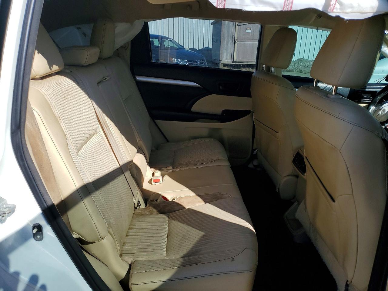 2014 TOYOTA HIGHLANDER LE PLUS photo 21