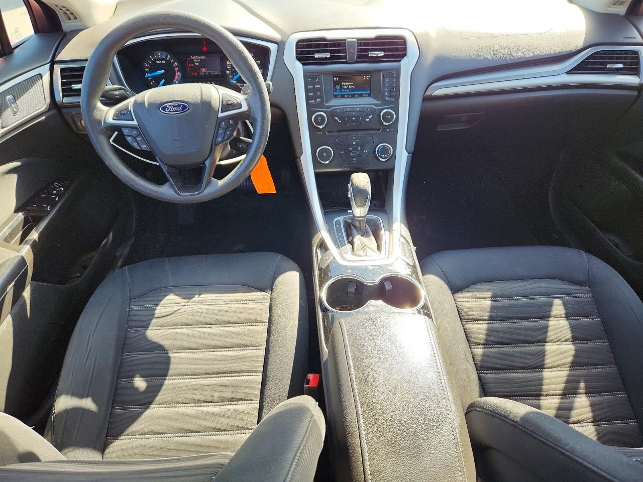 2016 FORD FUSION SE photo 15