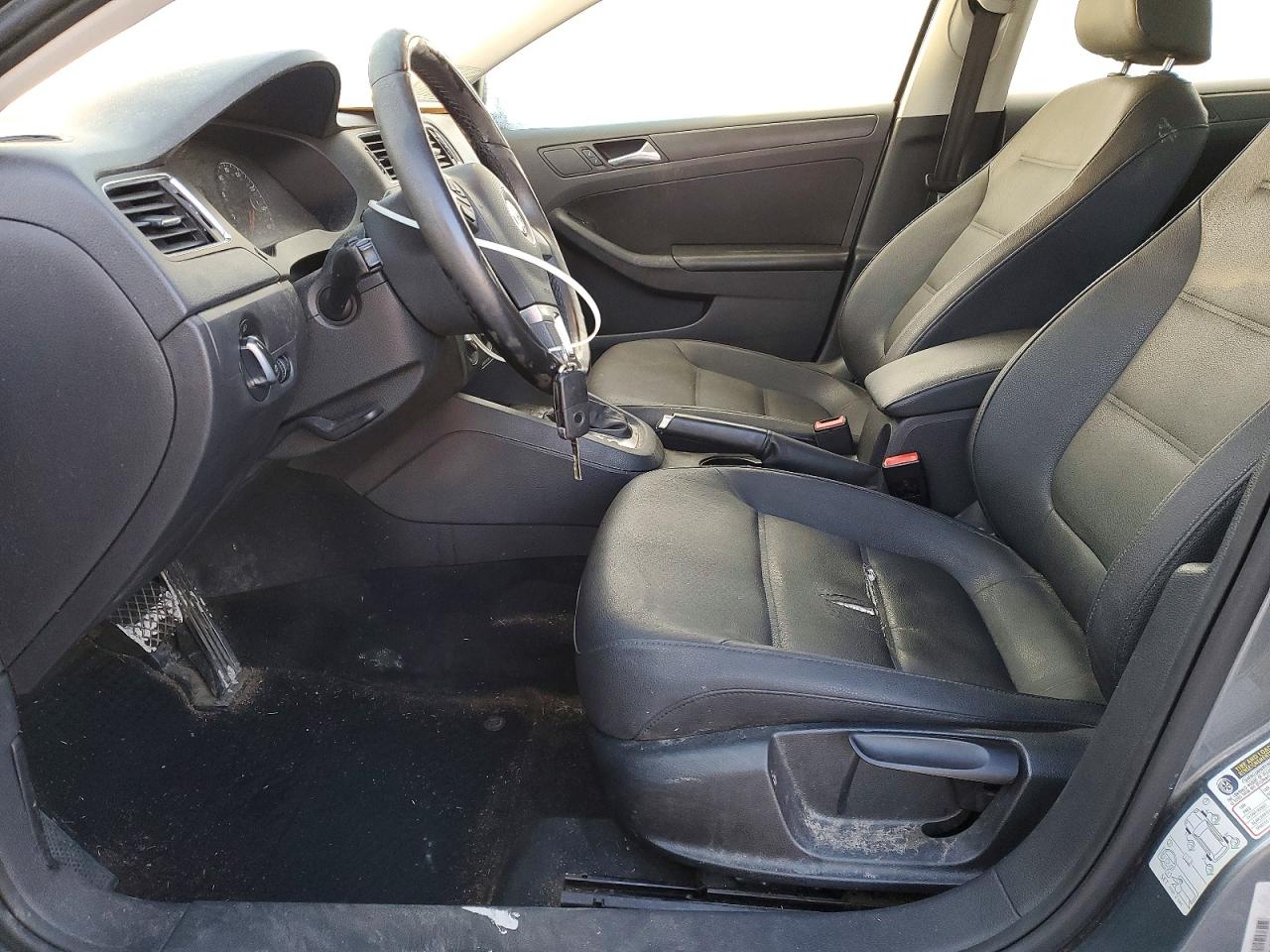 2011 VOLKSWAGEN JETTA SE photo 7