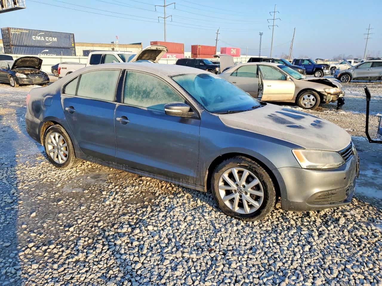 2011 VOLKSWAGEN JETTA SE photo 4