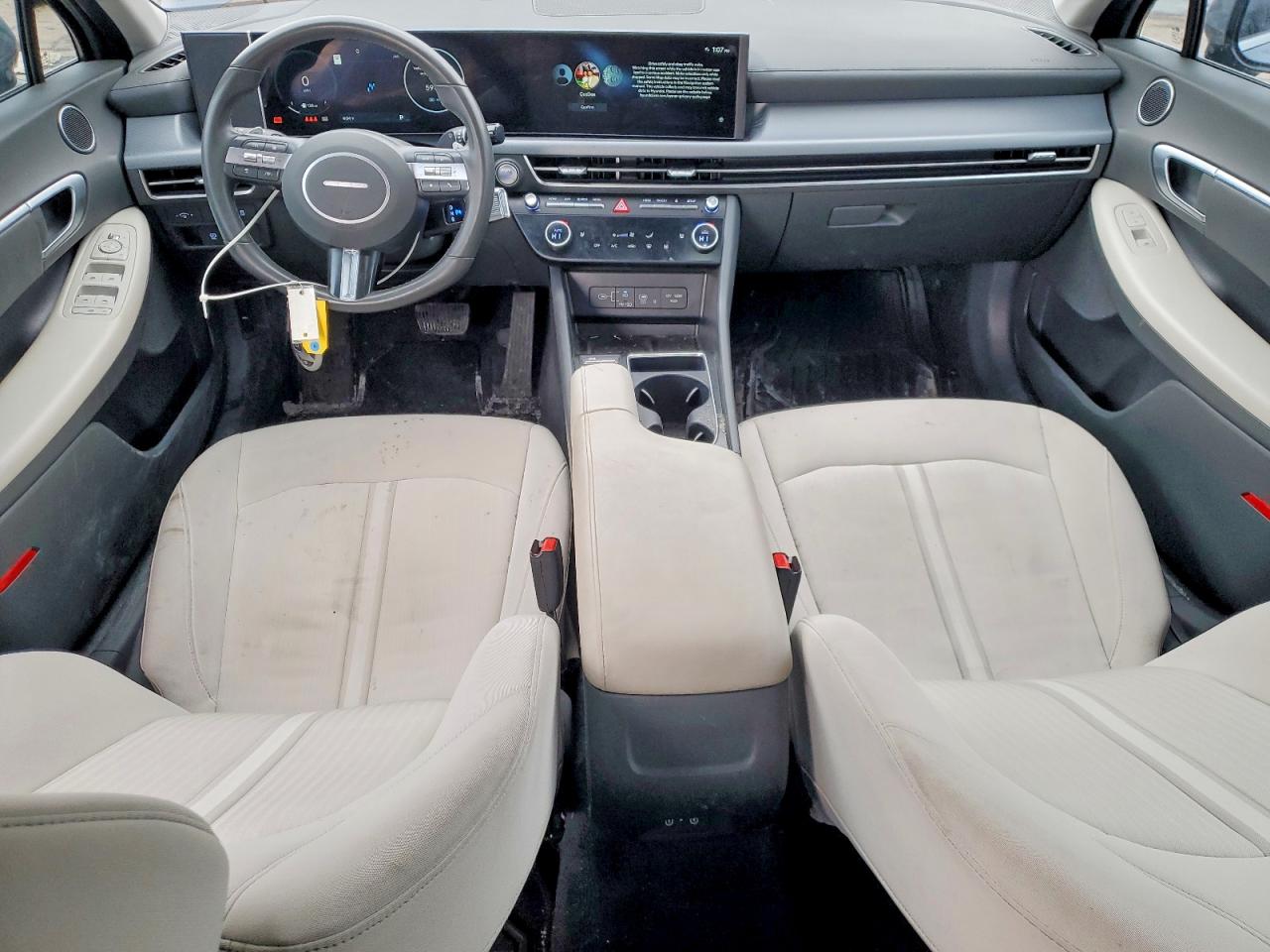 2025 HYUNDAI SONATA photo 15