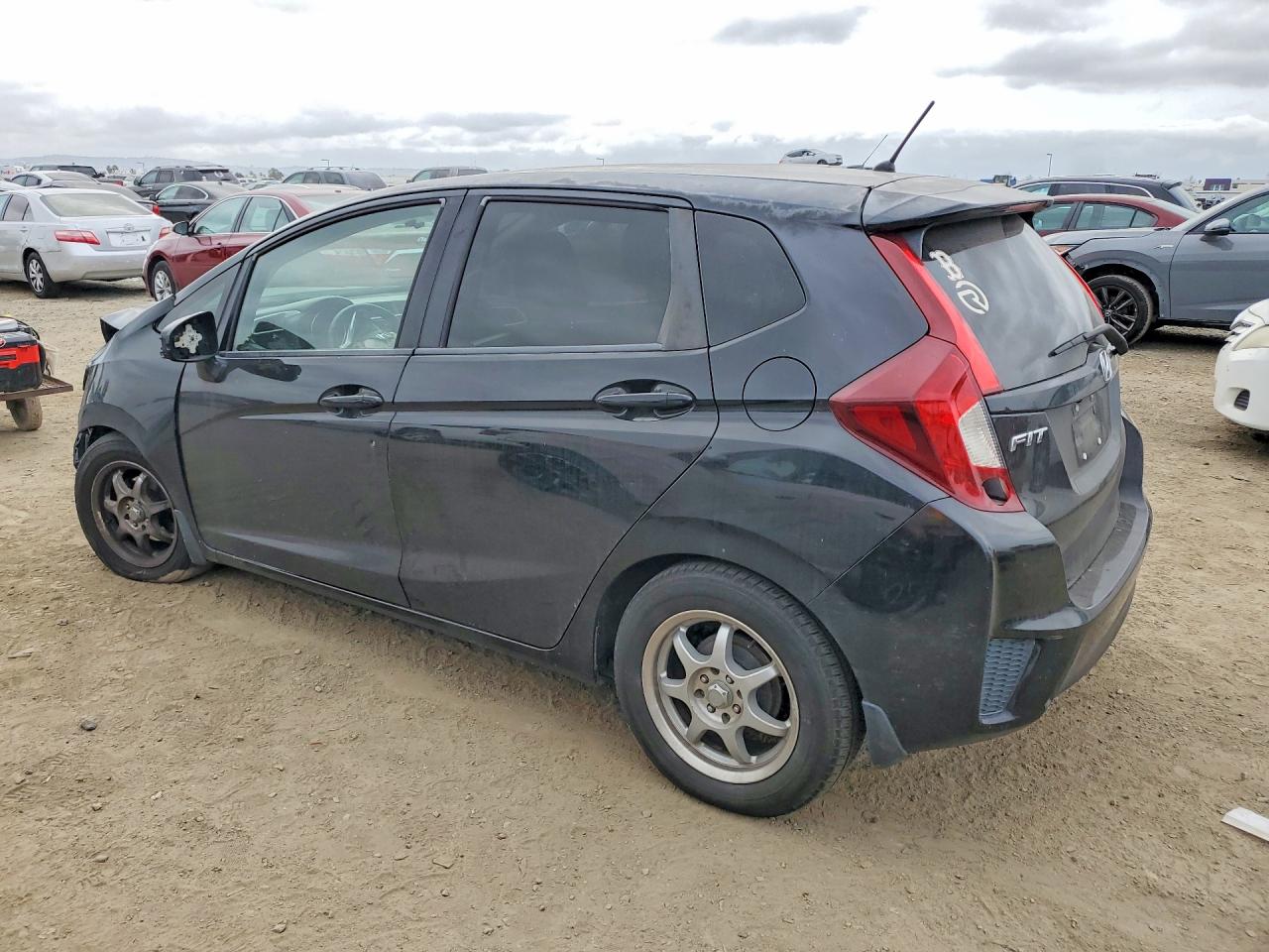 2016 HONDA FIT LX photo 2