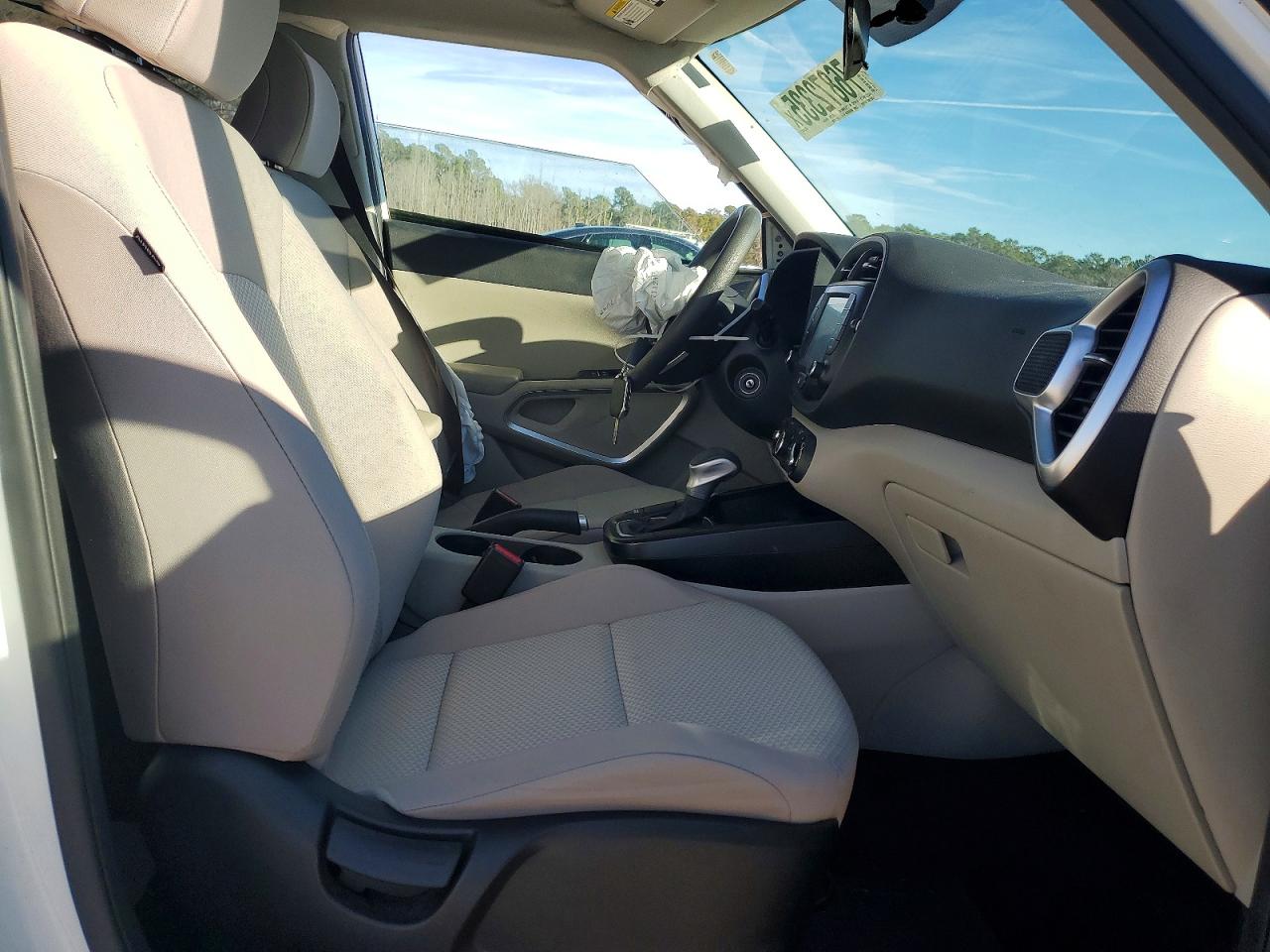 2021 KIA SOUL LX photo 7