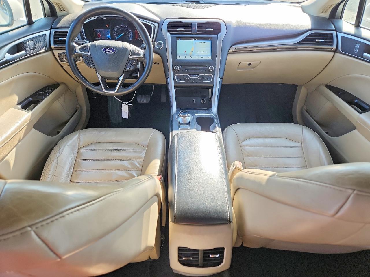 2017 FORD FUSION SE photo 22