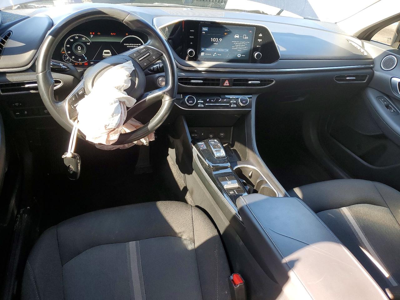 2020 HYUNDAI SONATA SEL photo 15