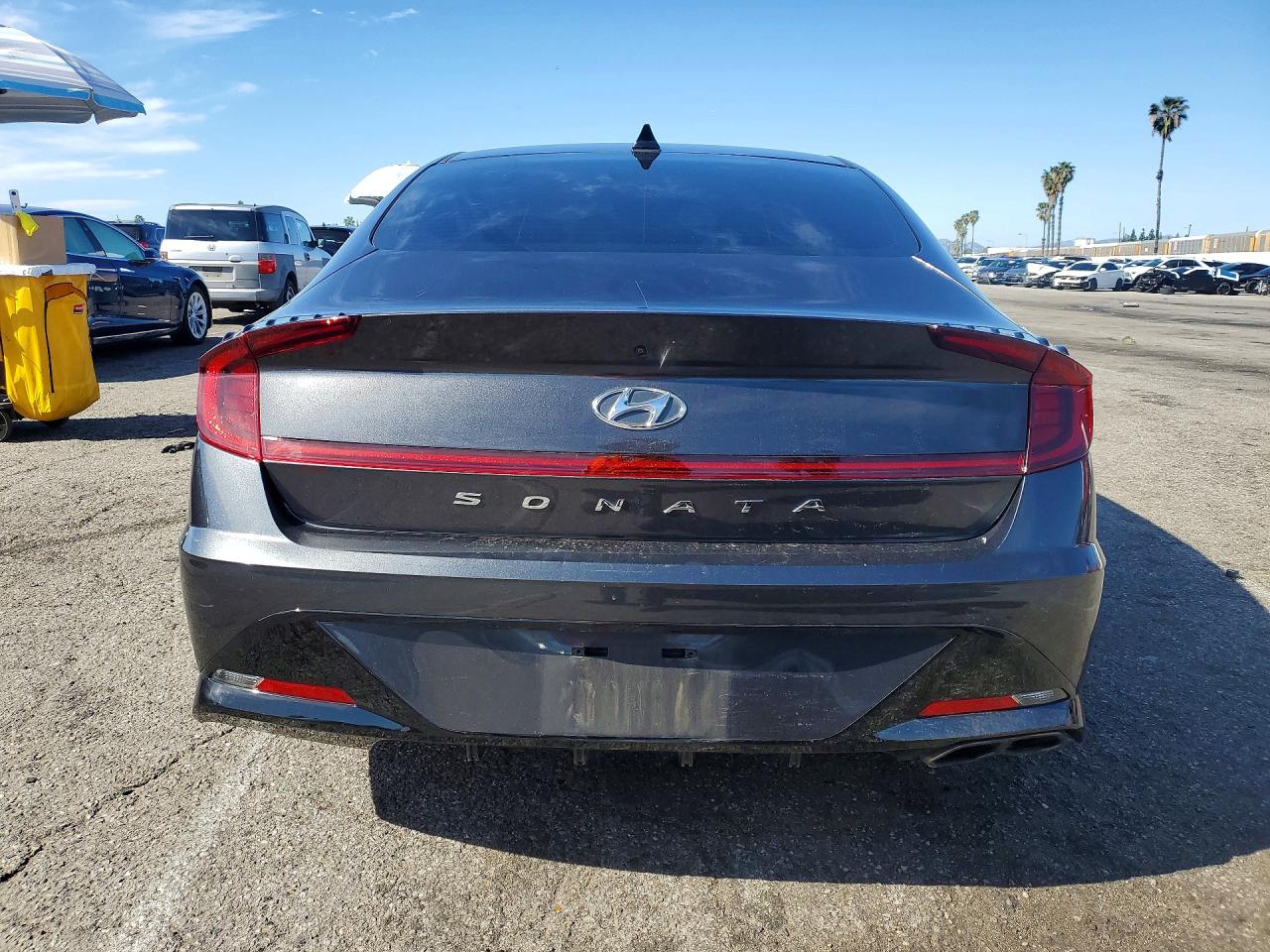 2020 HYUNDAI SONATA SEL photo 11