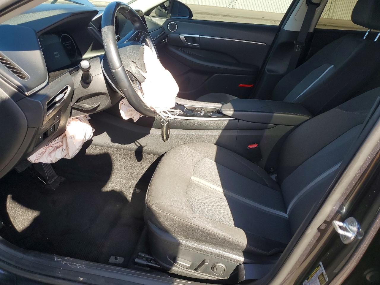 2020 HYUNDAI SONATA SEL photo 13