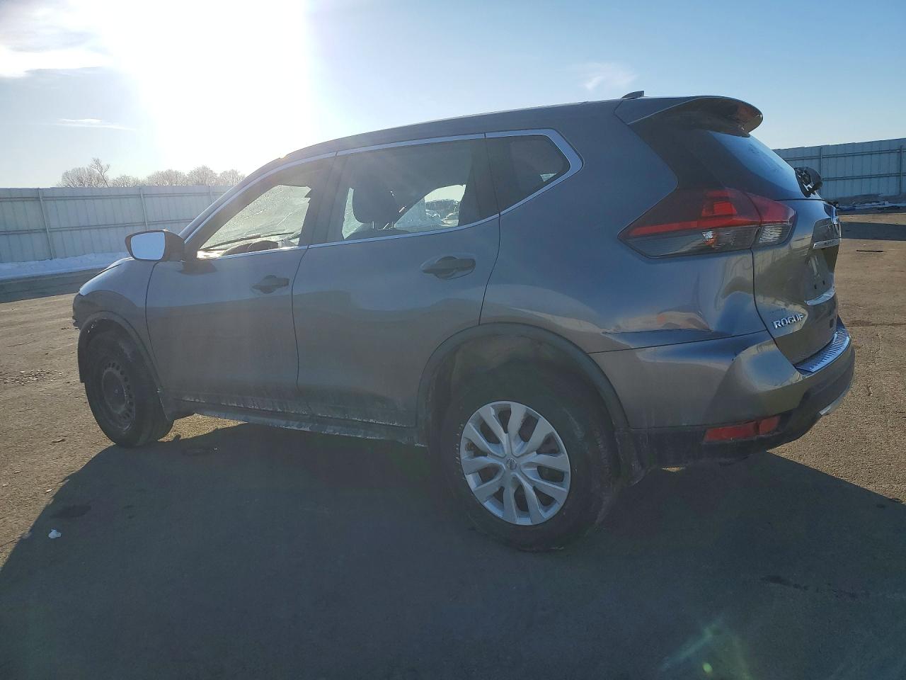 2020 NISSAN ROGUE S photo 3