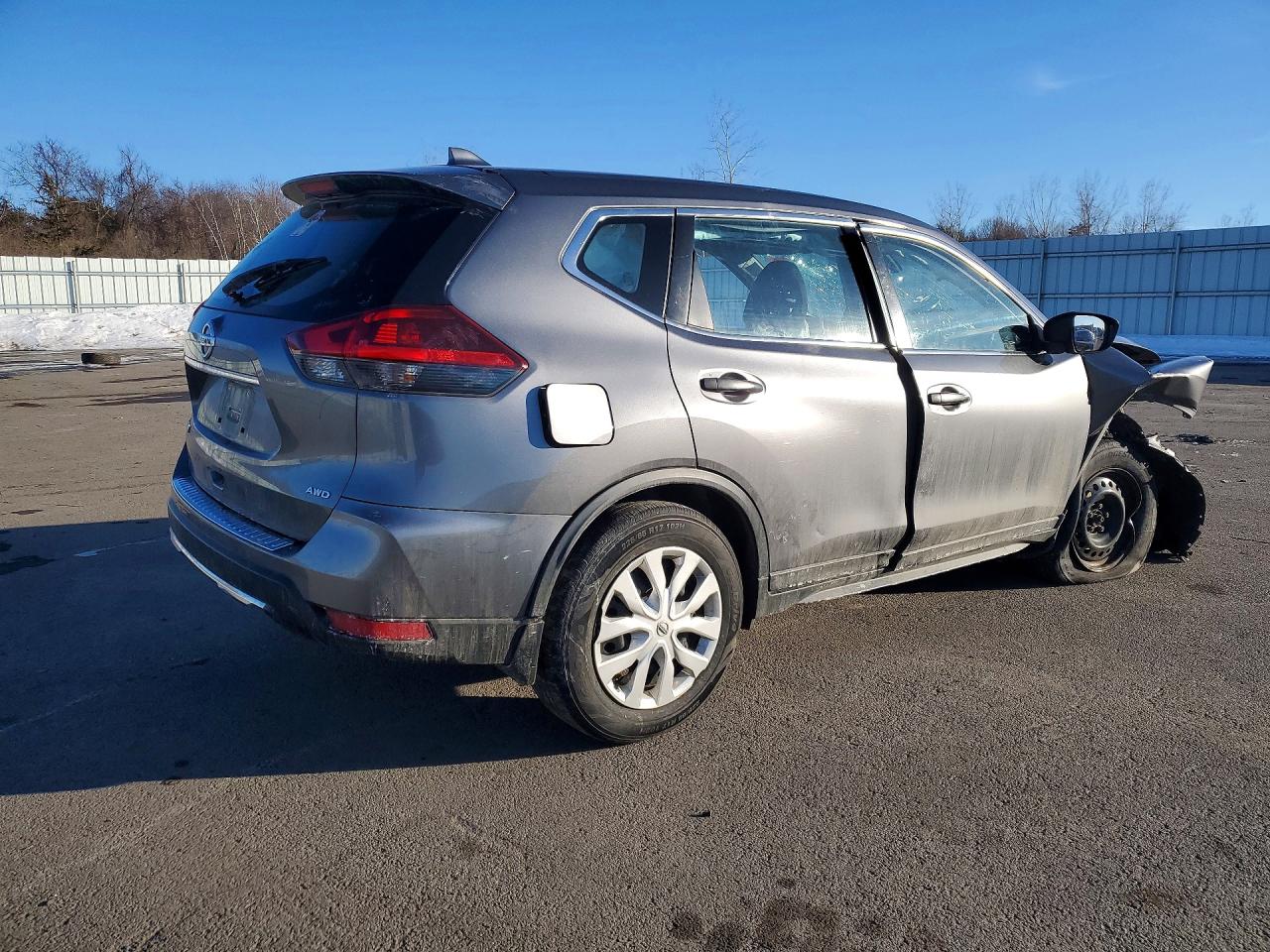 2020 NISSAN ROGUE S photo 5