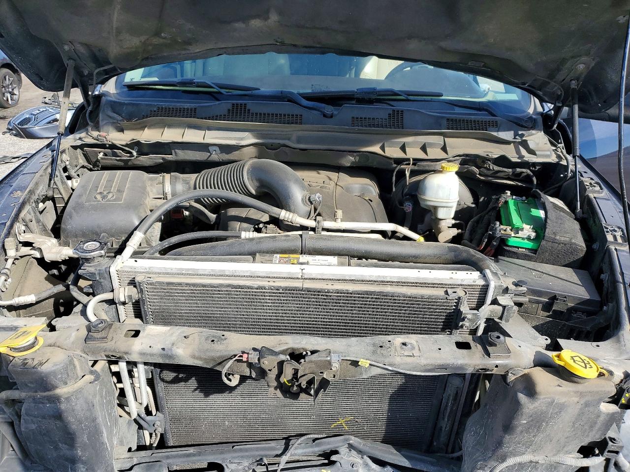 2016 RAM 1500 photo 12