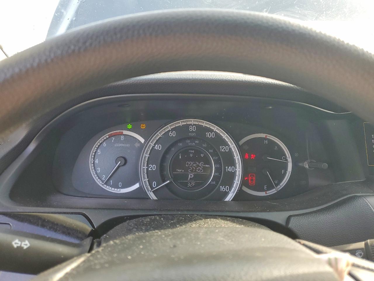 2017 HONDA ACCORD LX photo 17