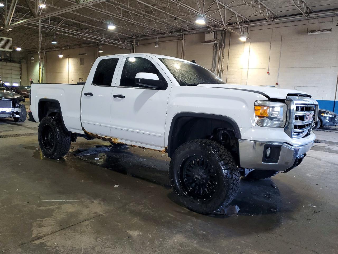 2014 GMC SIERRA K1500 SLE photo 4