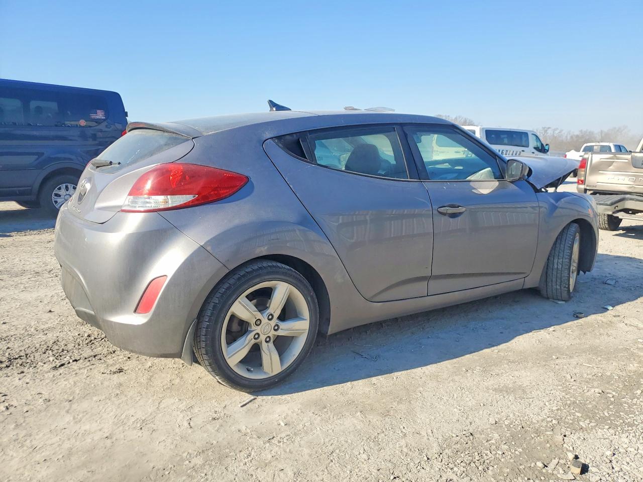 2015 HYUNDAI VELOSTER photo 3