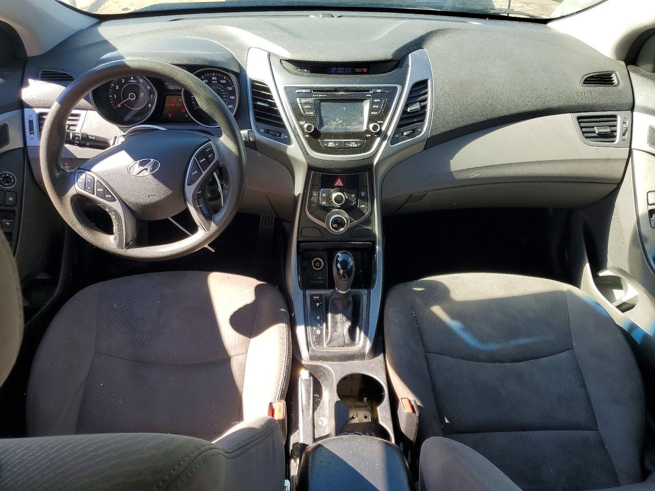 2016 HYUNDAI ELANTRA SE photo 15