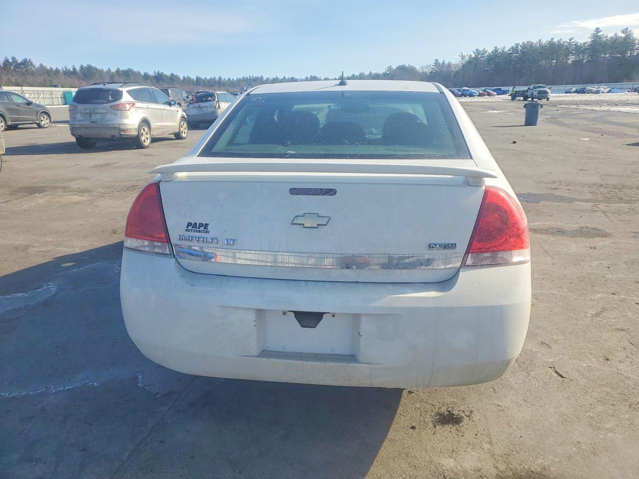 2011 CHEVROLET IMPALA LT photo 11