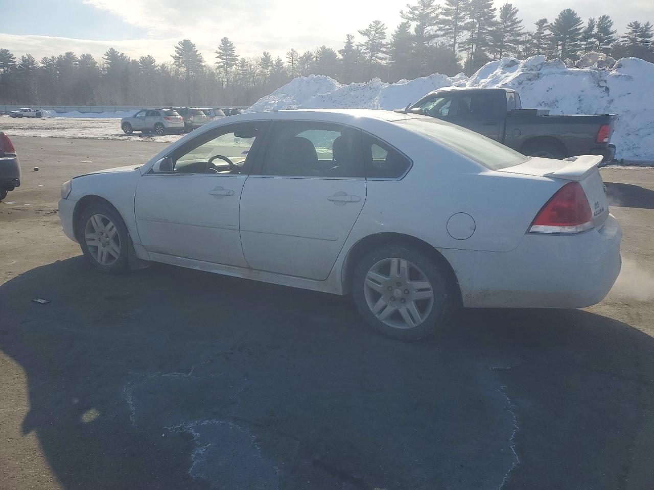 2011 CHEVROLET IMPALA LT photo 3