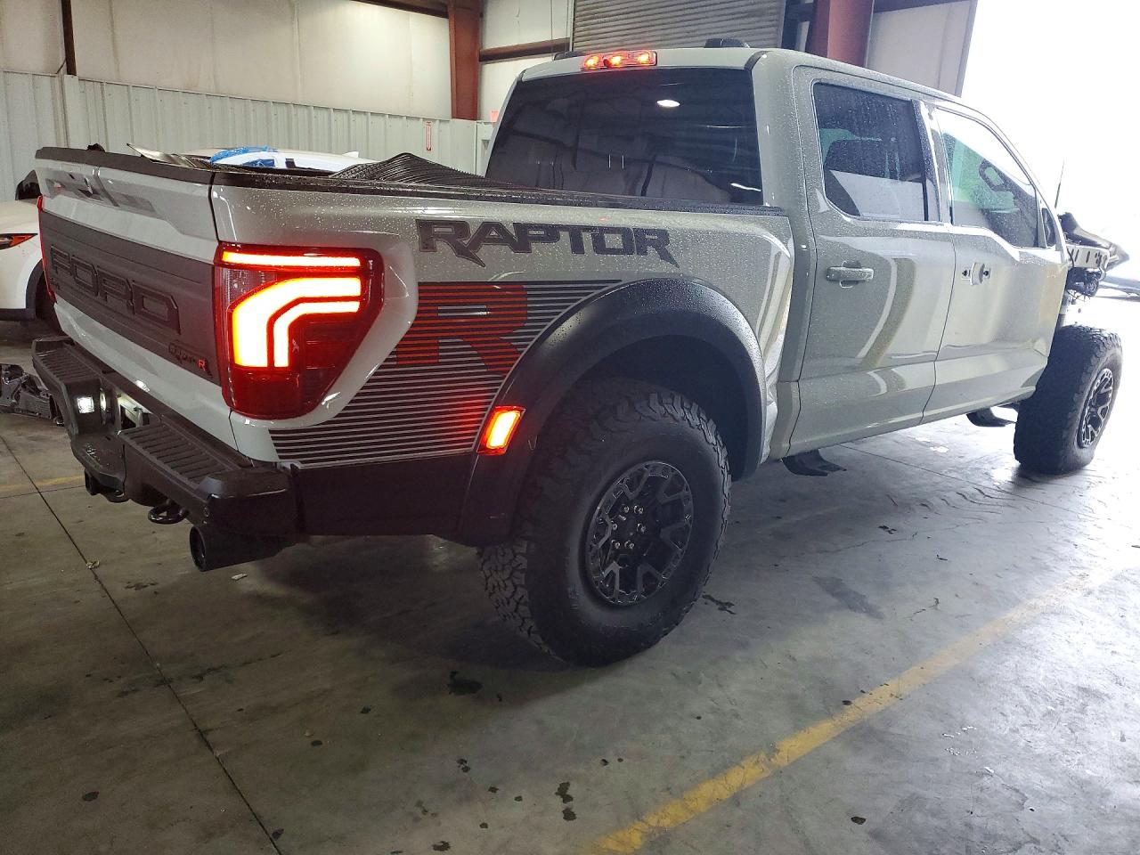 2024 FORD F150 RAPTOR photo 5