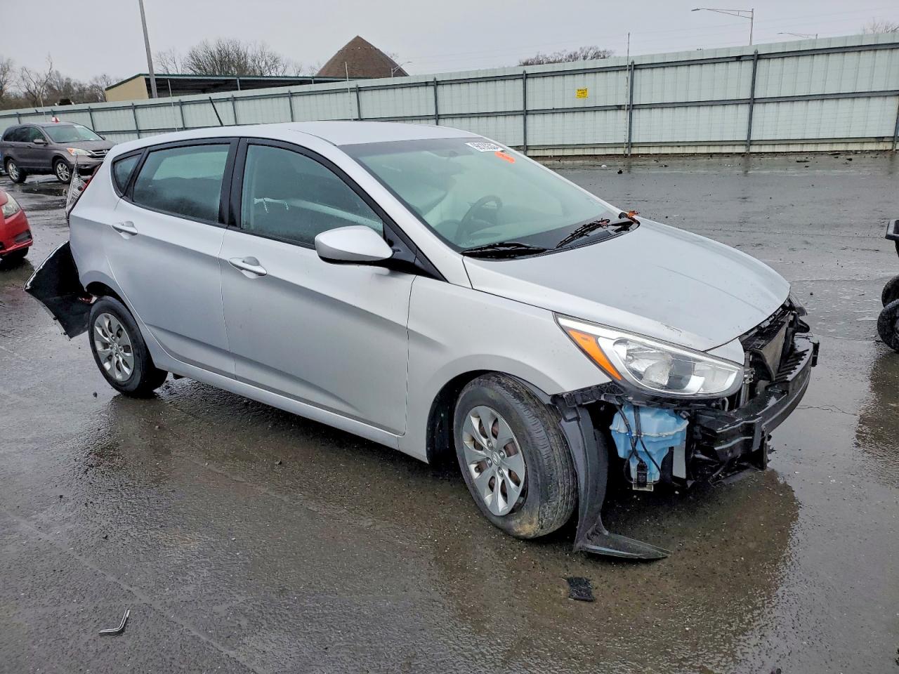 2017 HYUNDAI ACCENT SE photo 4