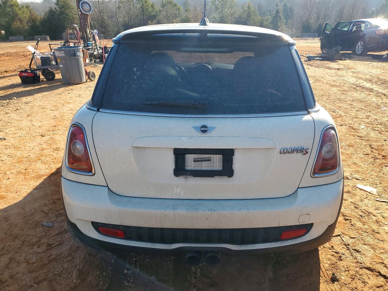 2010 MINI COOPER S photo 11