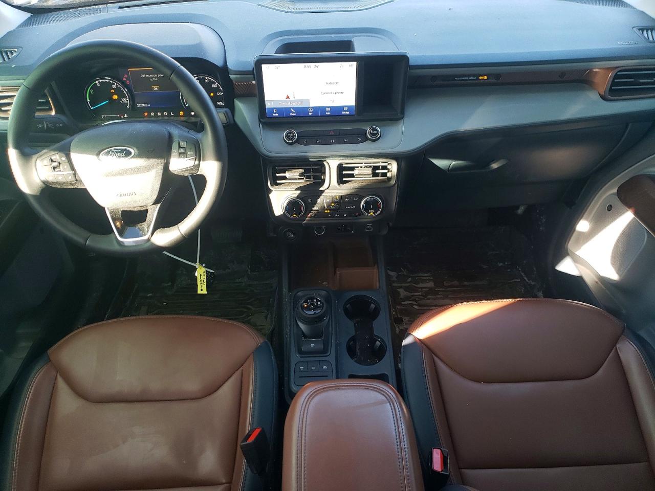 2024 FORD MAVERICK LARIAT photo 8