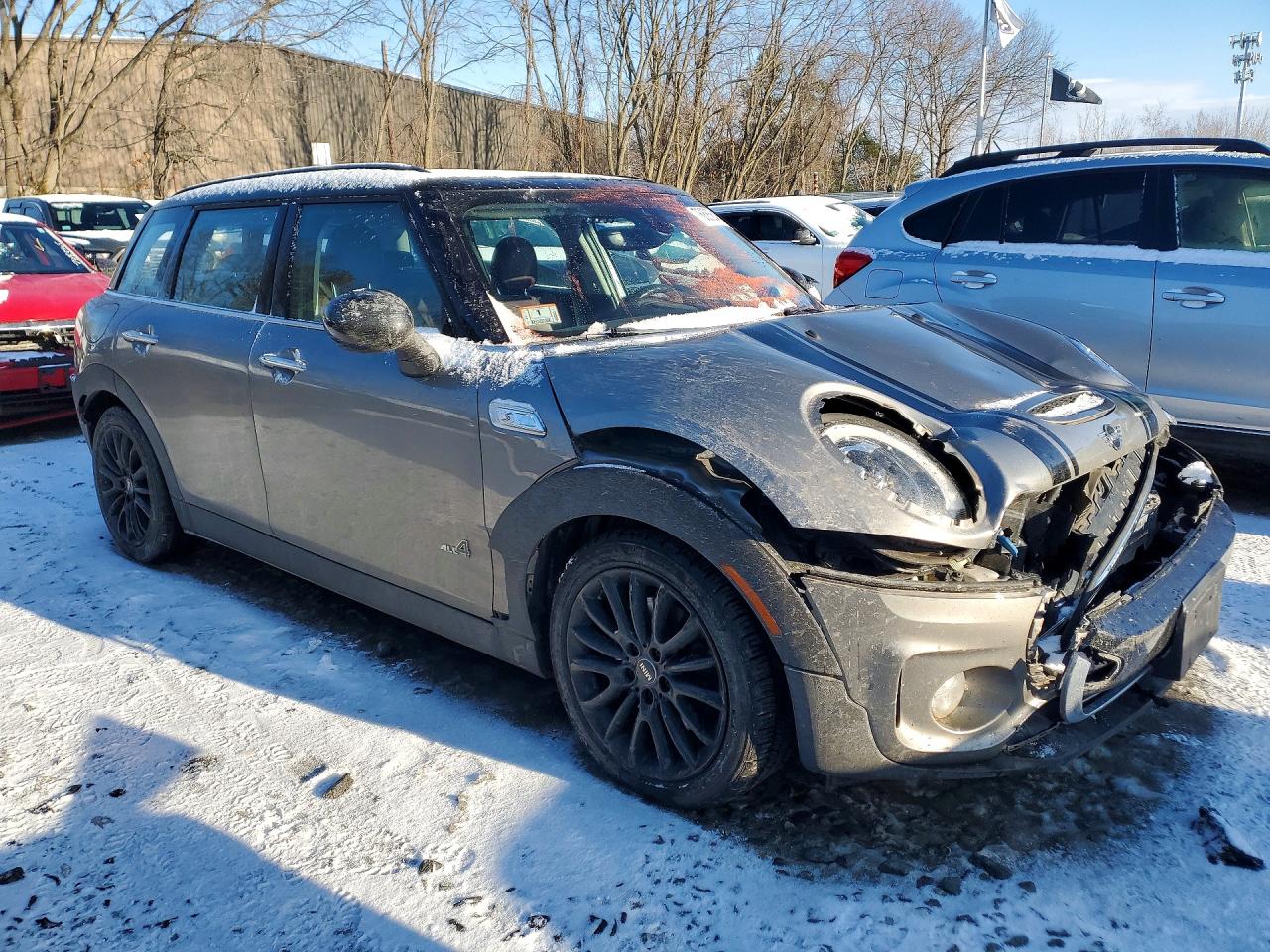 2019 MINI COOPER S CLUBMAN ALL4 photo 4