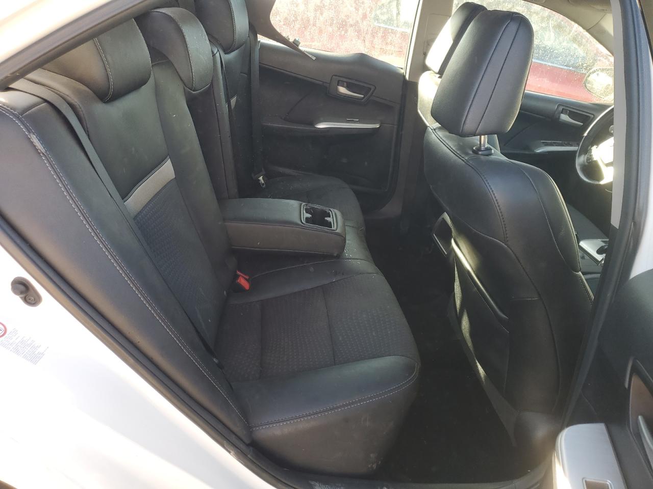 2014 TOYOTA CAMRY photo 28