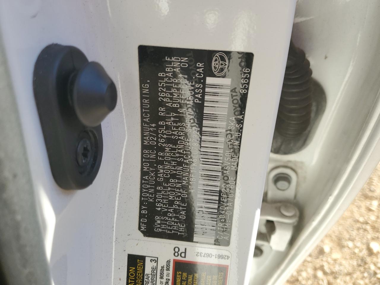 2014 TOYOTA CAMRY photo 37