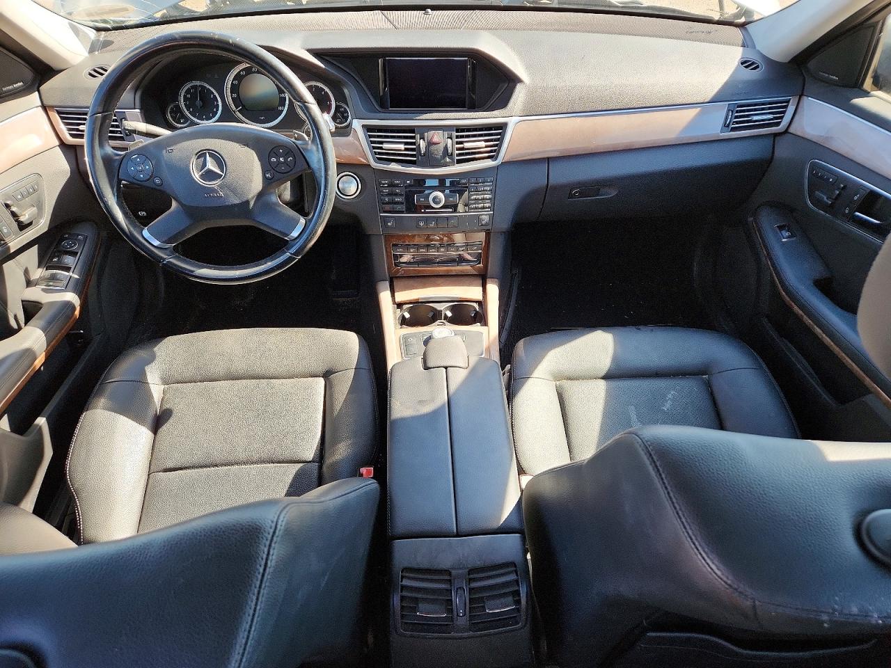 2011 MERCEDES-BENZ E 350 BLUETEC photo 22