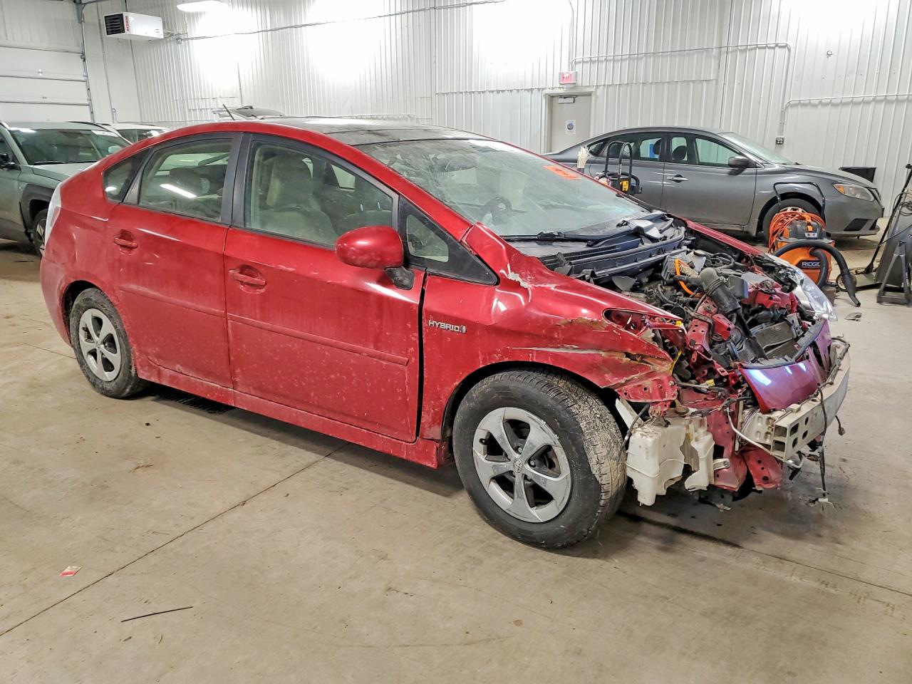 2013 TOYOTA PRIUS photo 7