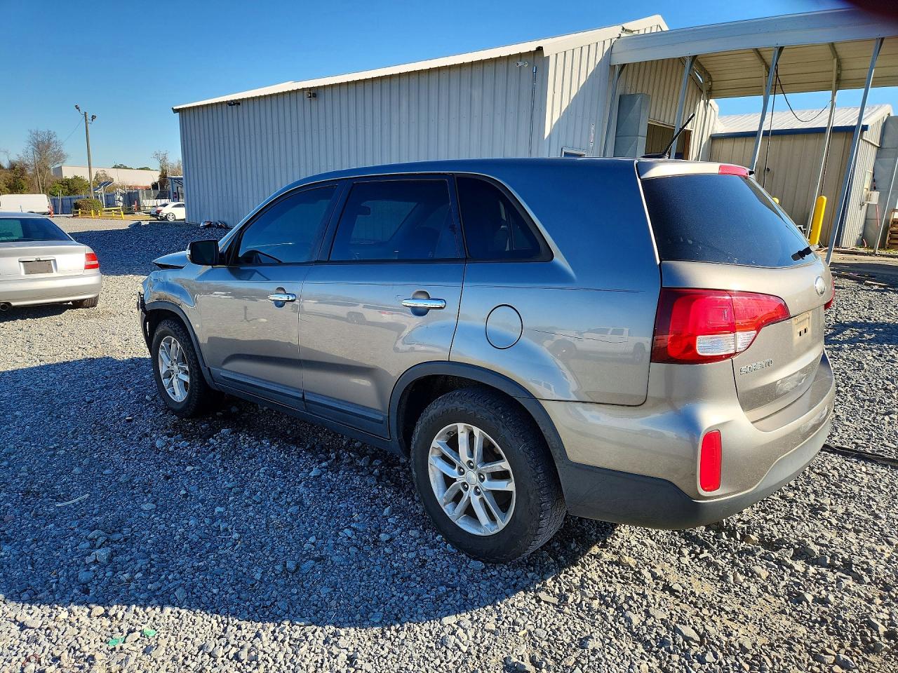 2014 KIA SORENTO LX photo 3