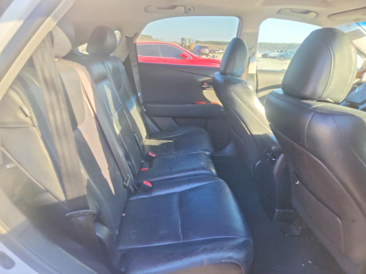 2011 LEXUS RX 350 photo 31