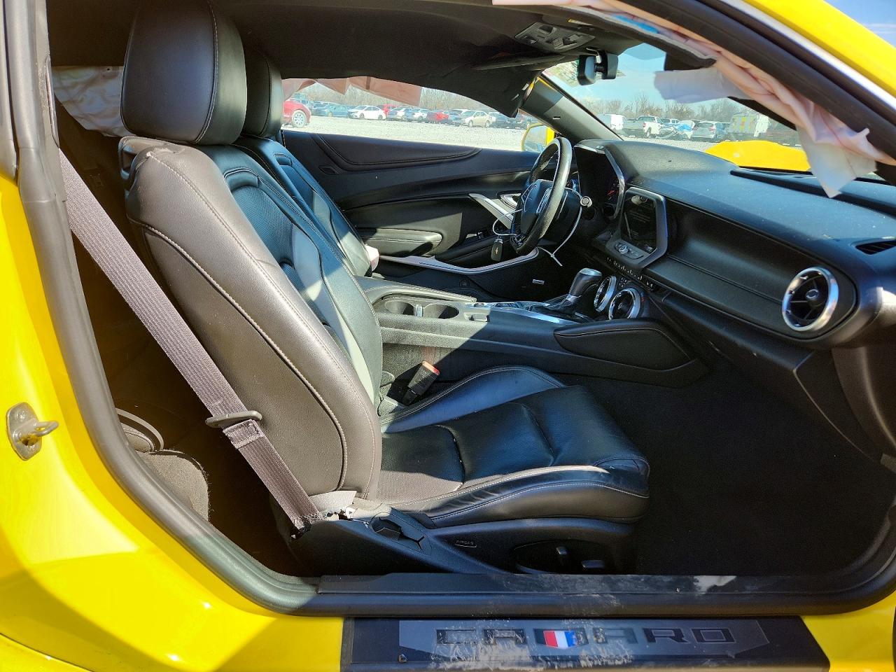 2016 CHEVROLET CAMARO LT photo 28
