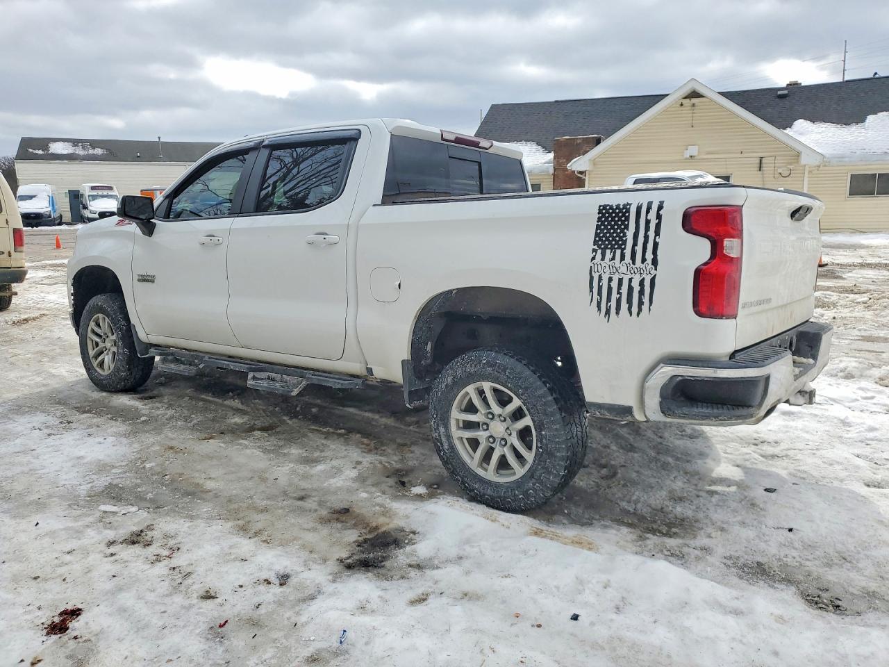 2019 CHEVROLET SILVERADO K1500 LT photo 3