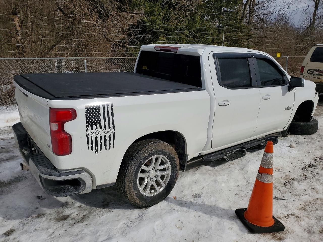 2019 CHEVROLET SILVERADO K1500 LT photo 5