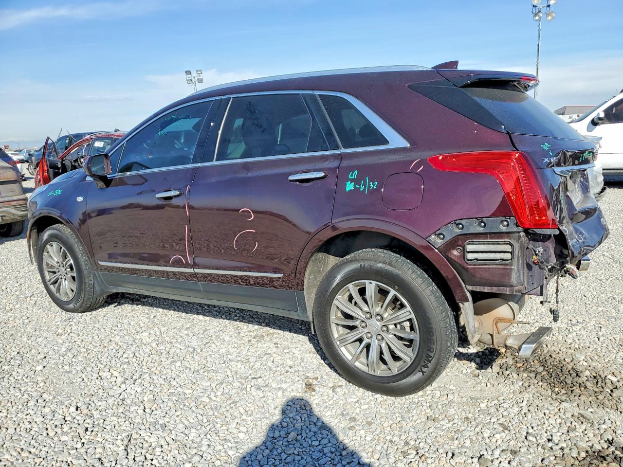 2017 CADILLAC XT5 LUXURY photo 4