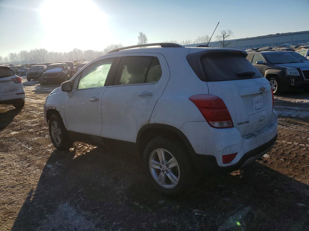 2019 CHEVROLET TRAX 1LT photo 4