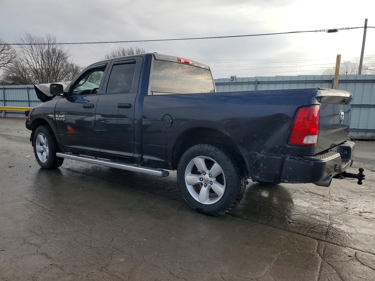 2014 RAM 1500 ST photo 2