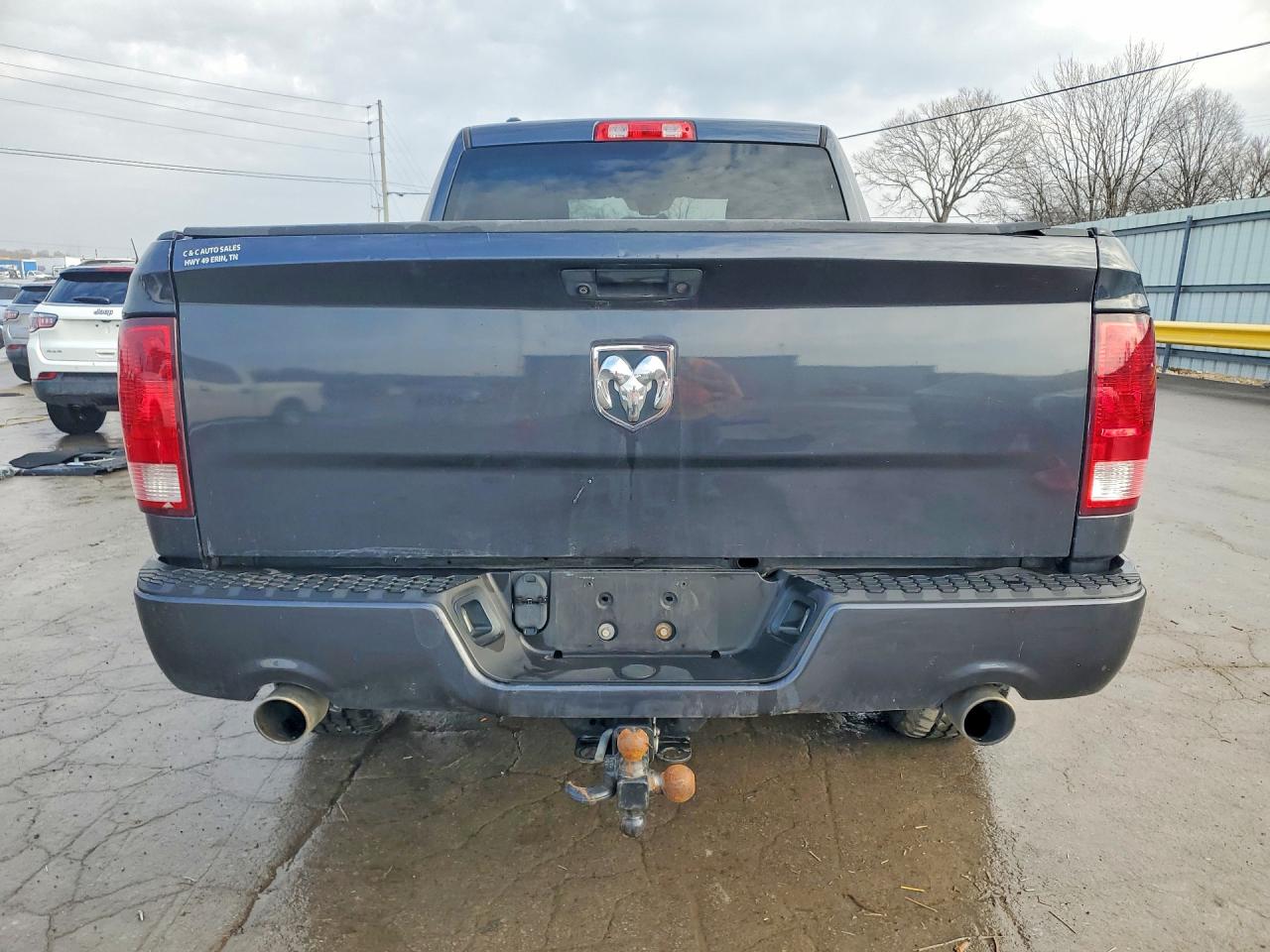 2014 RAM 1500 ST photo 6