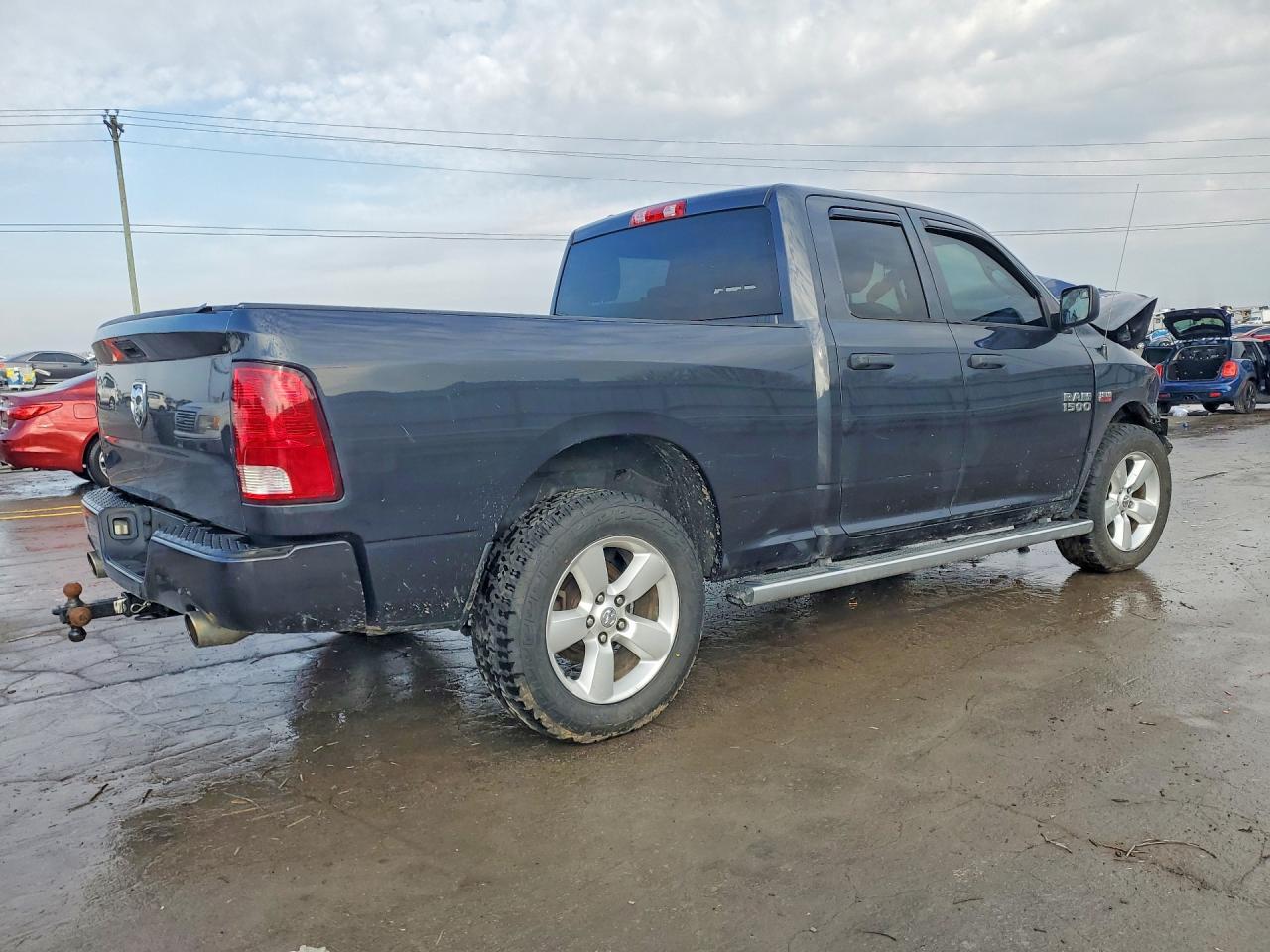 2014 RAM 1500 ST photo 3