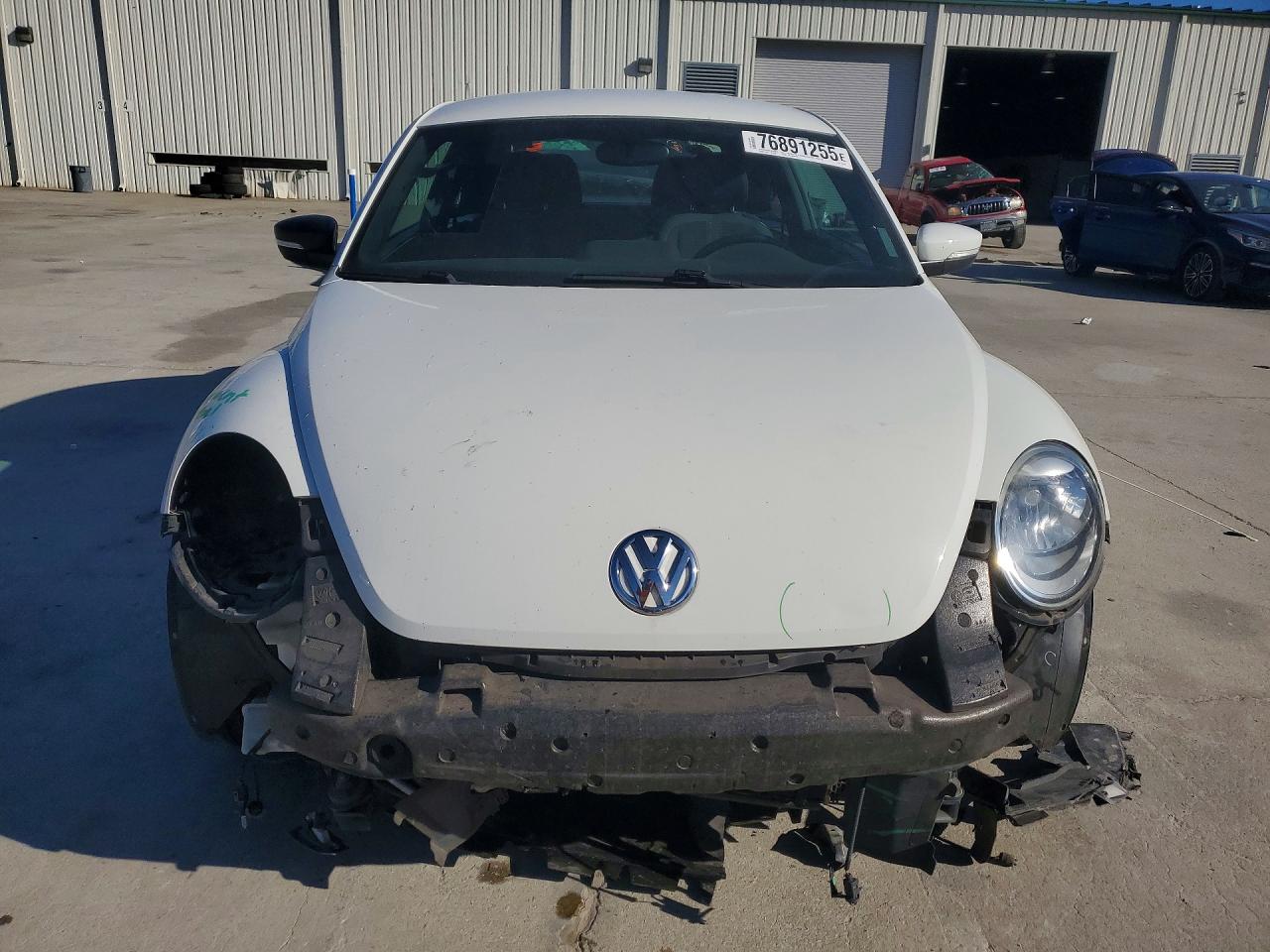 2013 VOLKSWAGEN BEETLE TURBO photo 9