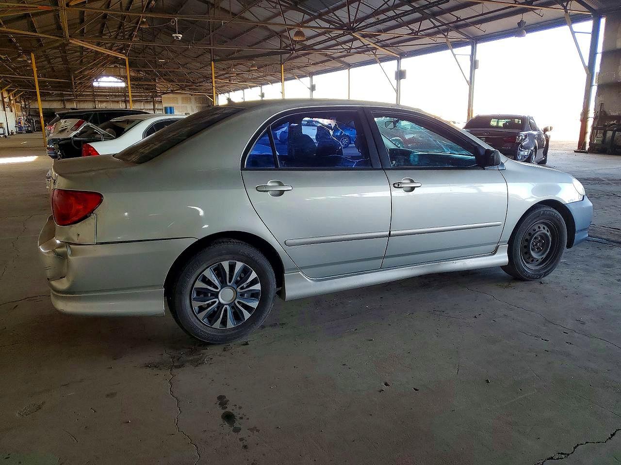 2004 TOYOTA COROLLA CE photo 5
