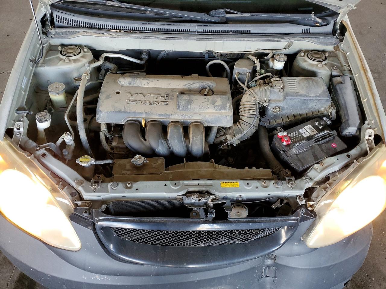 2004 TOYOTA COROLLA CE photo 21