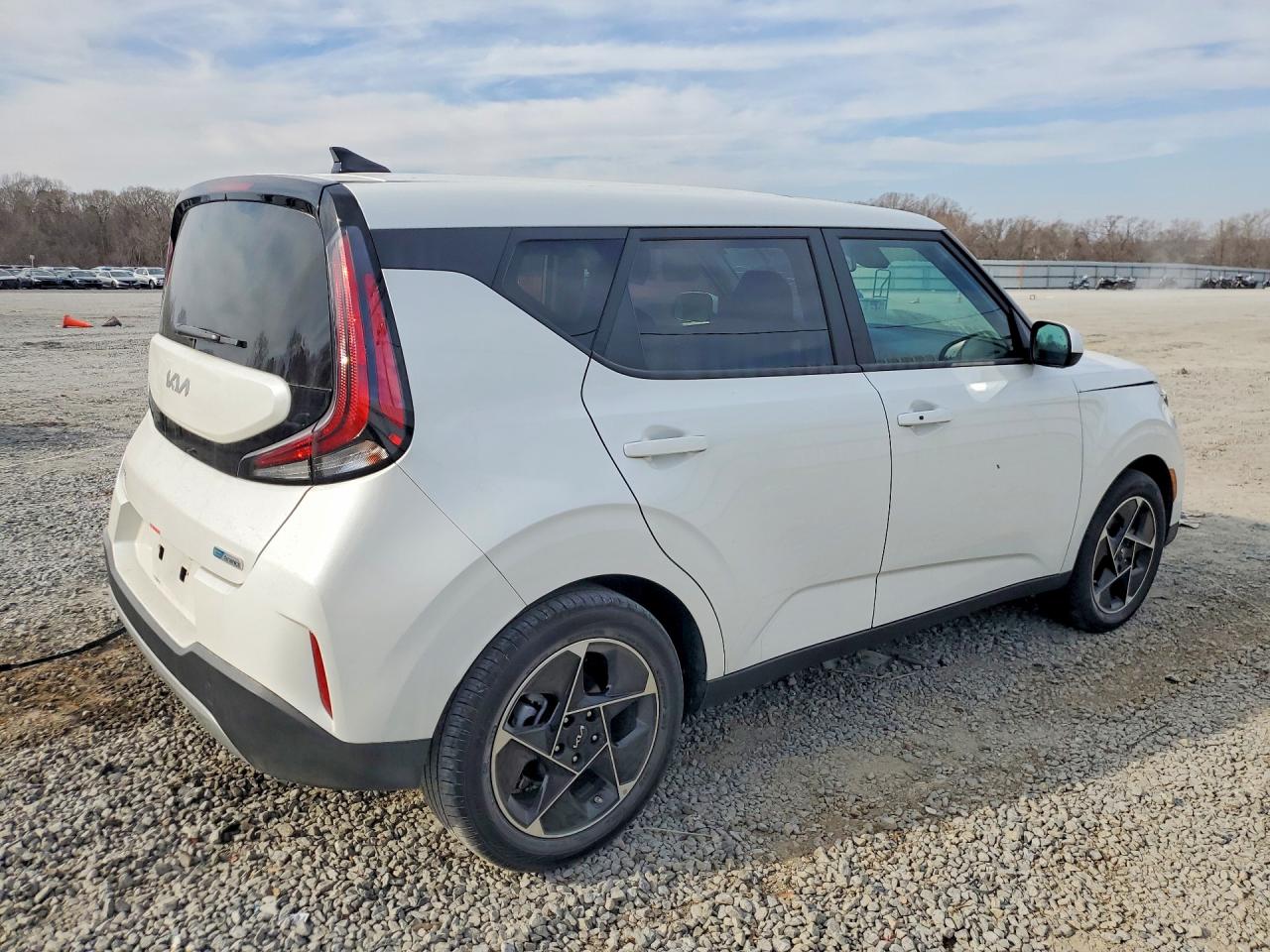 2025 KIA SOUL EX photo 5