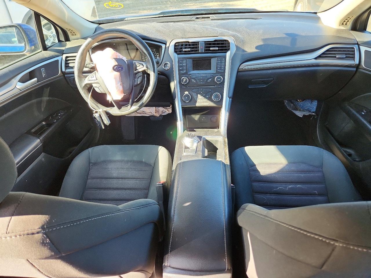2017 FORD FUSION SE photo 22