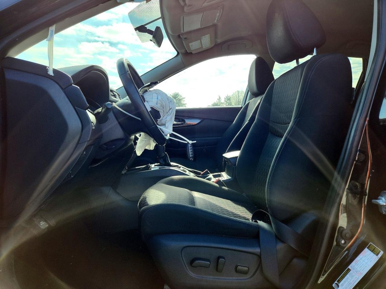 2018 NISSAN ROGUE S photo 19